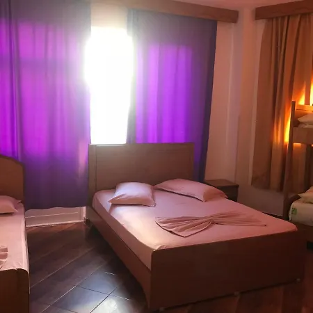 Grand E.a.e 3* Durrës